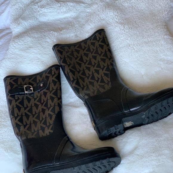 Michael Kors  tall rain boots - Picture 3 of 3